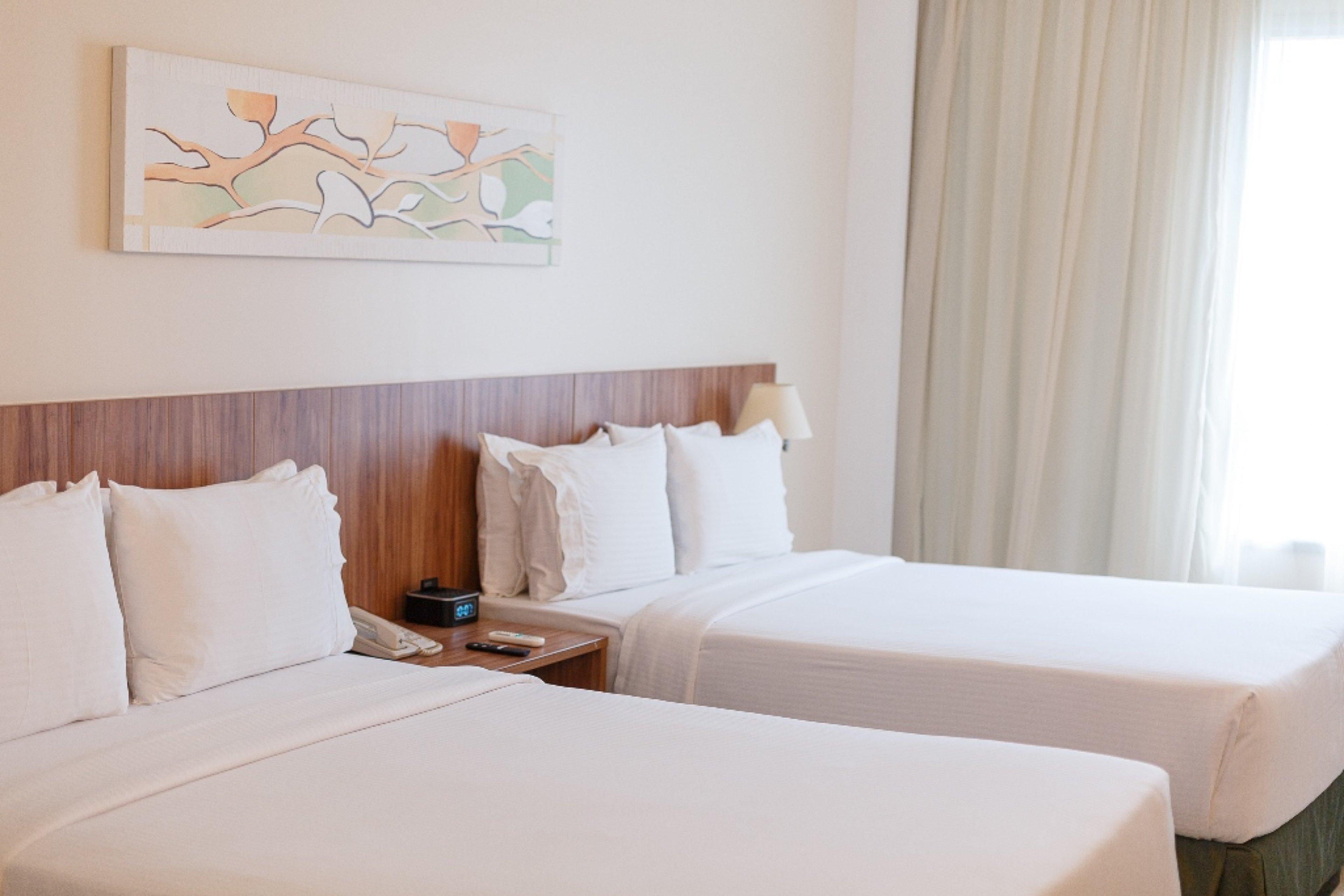 By Ihg 4*