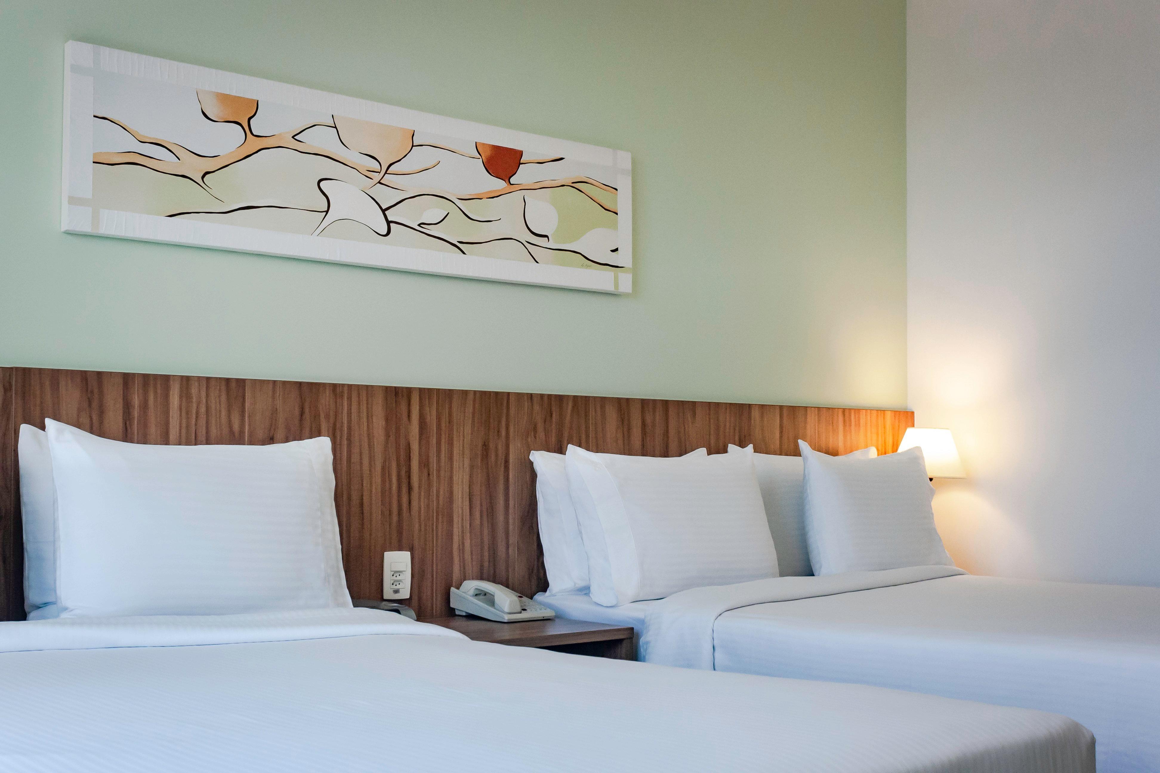 By Ihg